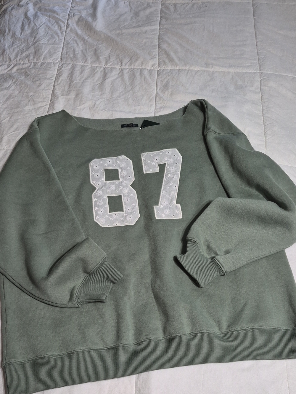 #87 Off Shoulder Sweatshirt